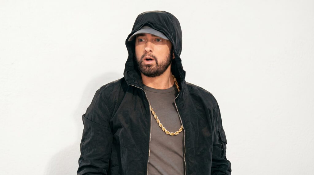 Drake’s jewelry style is characterized by layered diamond necklaces and highly personalized symbolic pendants