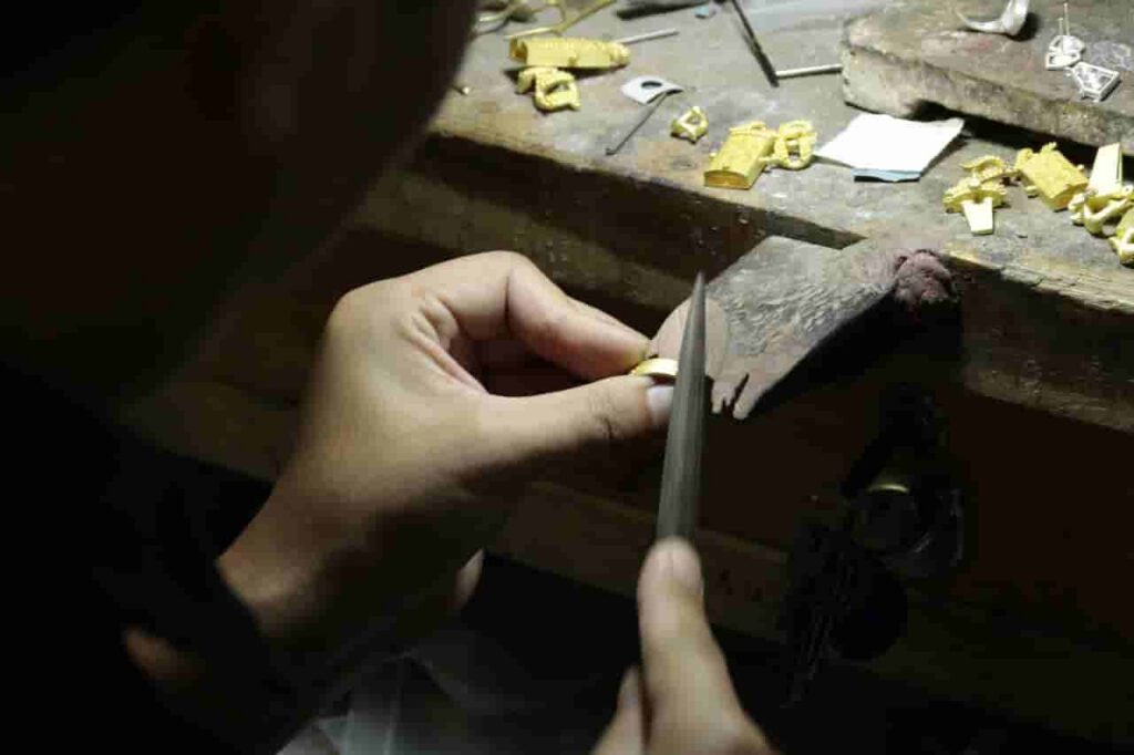 Polishing