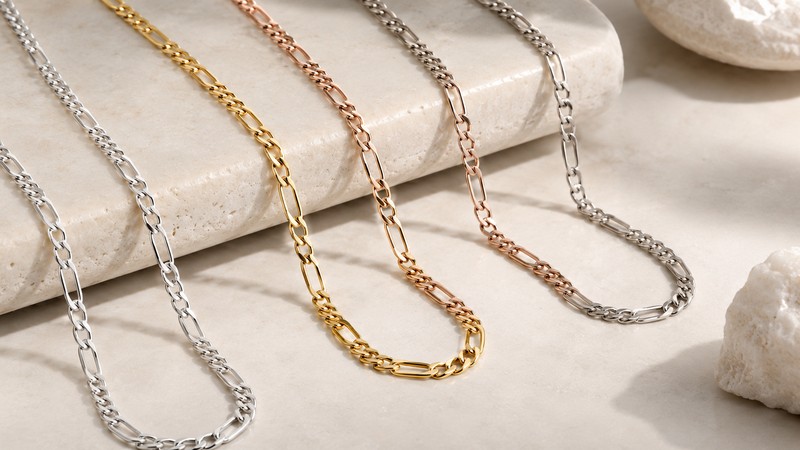 The figaro necklaces or chain comes in different materials and colors including silver and gold. 