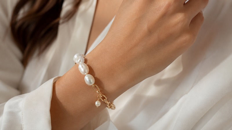 Pearl bracelets will move beyond complete rows of uniform round pearls.