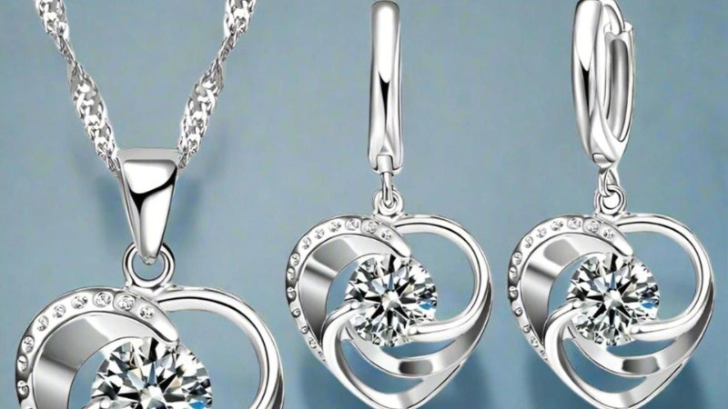 A high tarnish-resistant silver alloy is an advanced and modern form of silver jewelry