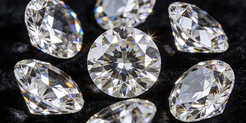 Diamond quality is determined by the cut, clarity, colour and carat weight.