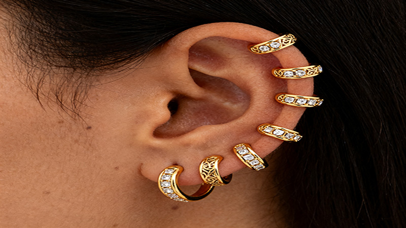 This earring design is around the outer side of the earlobe