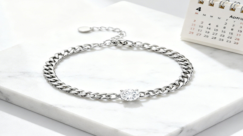 Birthstone bracelets with diamonds or gemstones