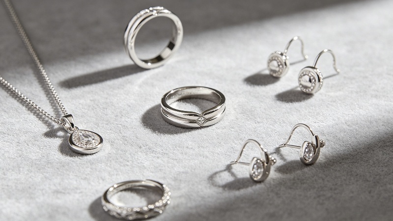 92.5 silver (7.5% other metals) is the worldwide standard for large-scale jewelry production. 